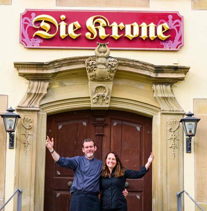 Gasthof Die Krone 施韦比施哈尔 外观 照片